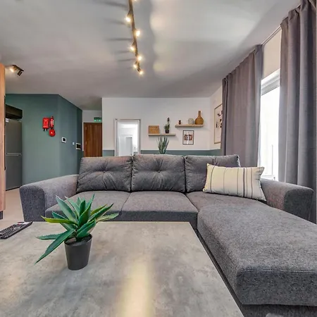 Urban Square Elite Residences By 360 Estates Lejlighed