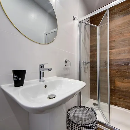 Urban Square Elite Residences By 360 Estates * Pietà