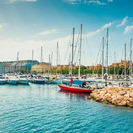 Urban Square Elite Residences By 360 Estates * Pietà