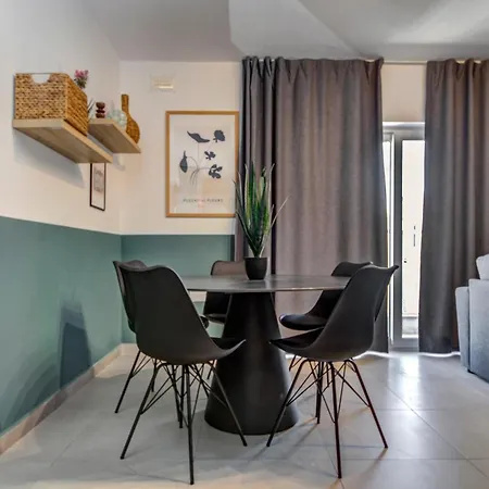 Urban Square Elite Residences By 360 Estates * Pieta