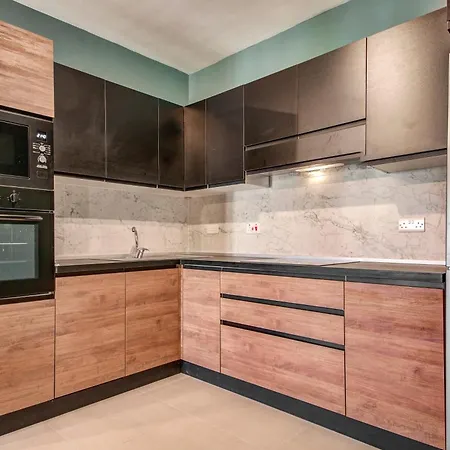 Urban Square Elite Residences By 360 Estates Apartment