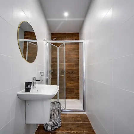 Urban Square Elite Residences By 360 Estates Apartment Pieta