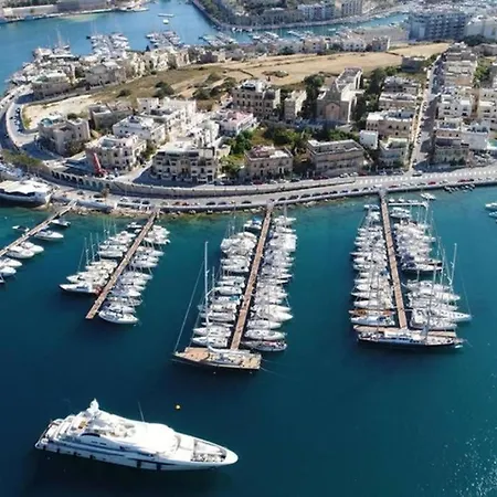 Urban Square Elite Residences By 360 Estates Apartment Pieta