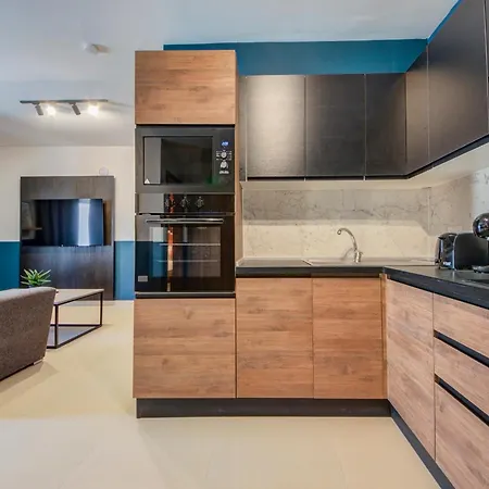 Urban Square Elite Residences By 360 Estates Apartament Pietà