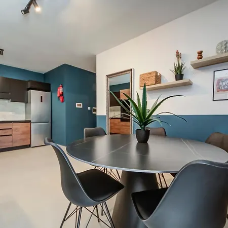 Urban Square Elite Residences By 360 Estates Apartment