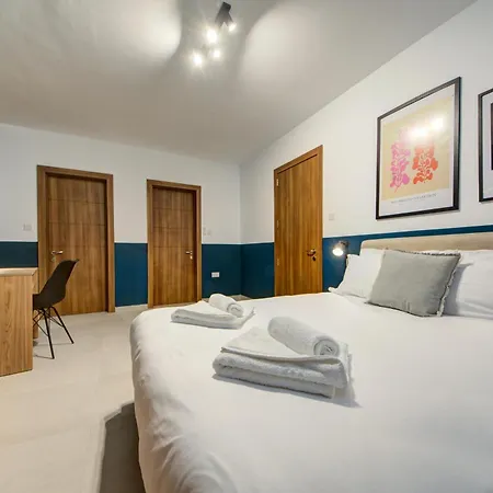 Urban Square Elite Residences By 360 Estates Apartament