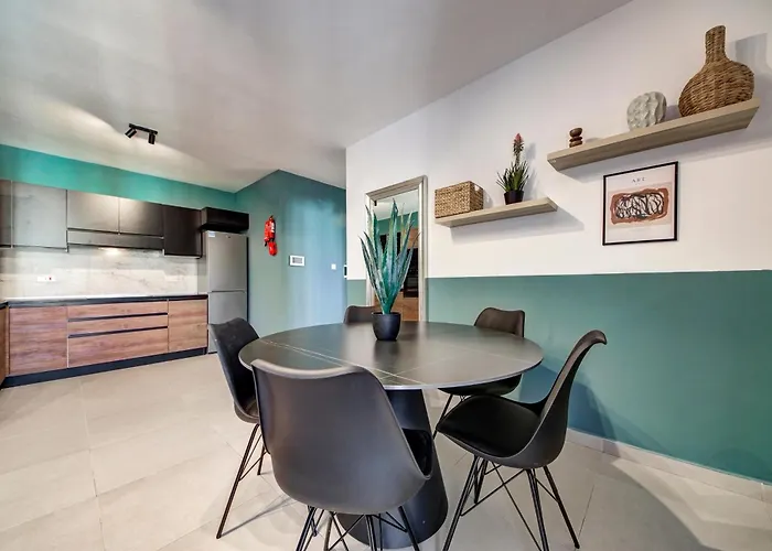 Urban Square Elite Residences By 360 Estates Apartment Pieta