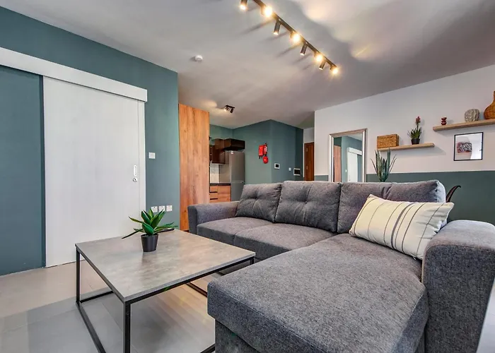 Urban Square Elite Residences By 360 Estates Apartment