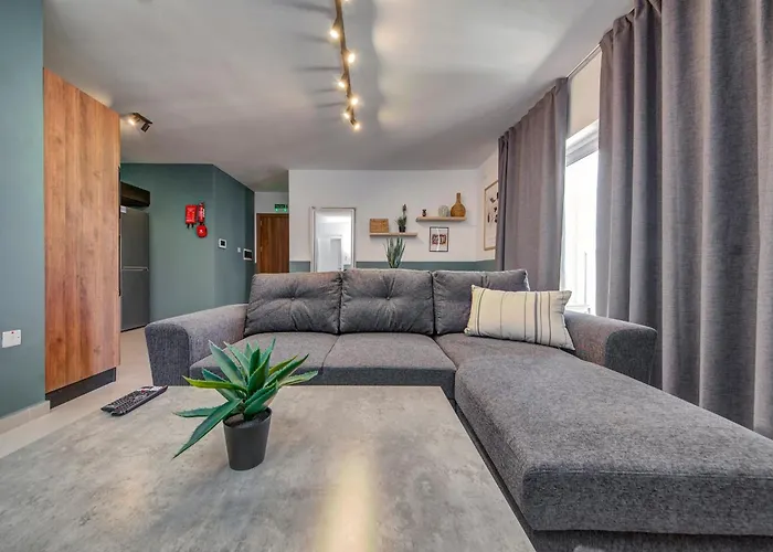 Urban Square Elite Residences By 360 Estates Apartment