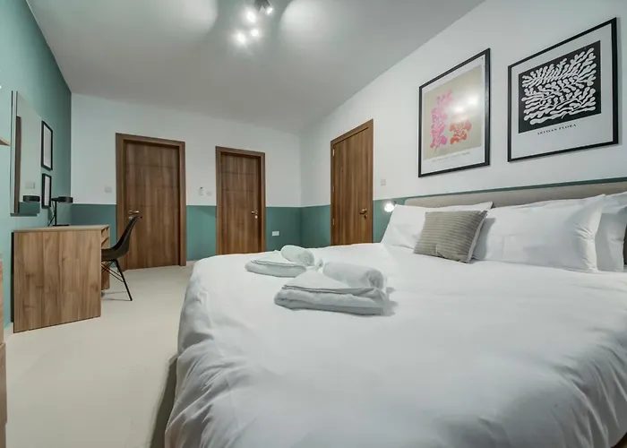 Apartment Urban Square Elite Residences By 360 Estates Pieta