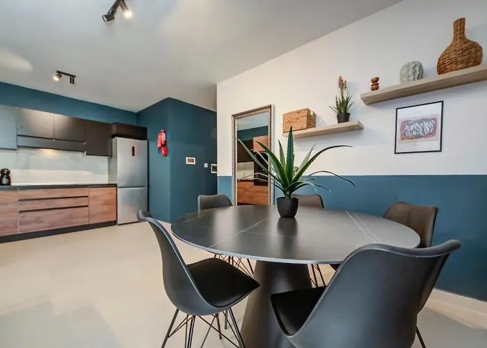 Urban Square Elite Residences By 360 Estates Apartment