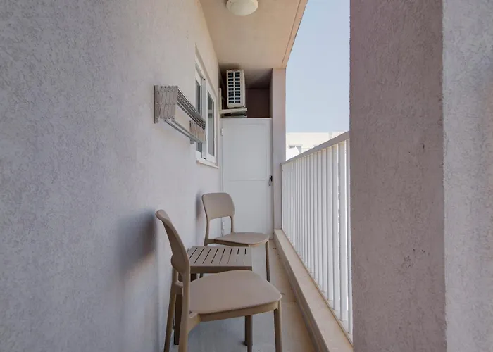 Urban Square Elite Residences By 360 Estates Apartment