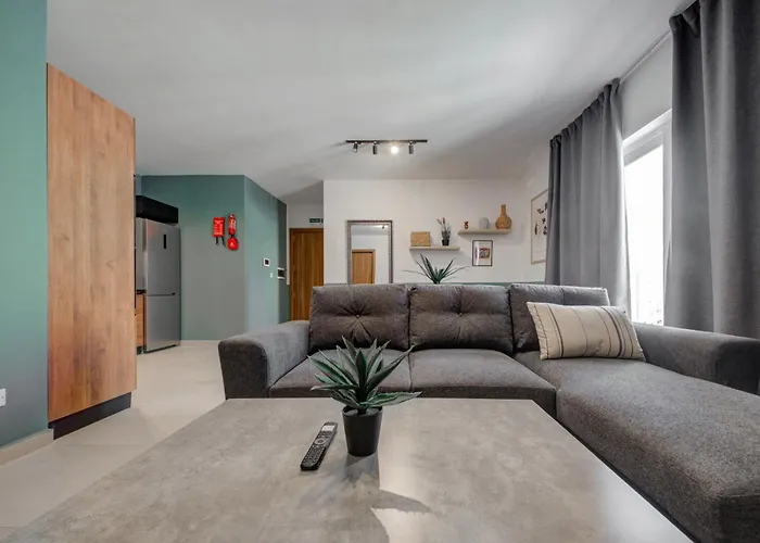 Urban Square Elite Residences By 360 Estates Apartment Pieta