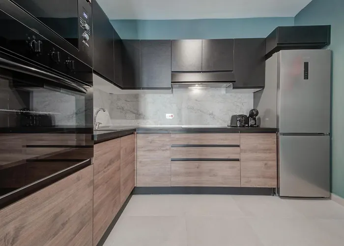 Urban Square Elite Residences By 360 Estates Apartment